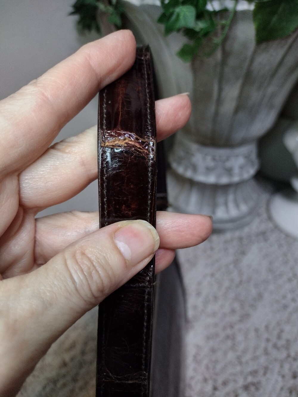 Vintage Classic Croc-Embossed Brown Leather Top-Handle Bag - Picture 12 of 16